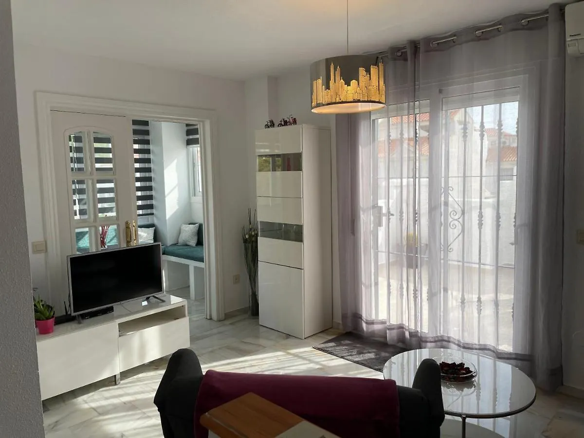 Apartamento en Torremolinos con piscina