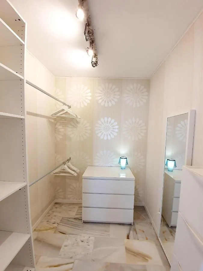 Apartamento en Torremolinos con piscina